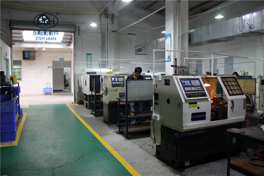 數(shù)控車床（自動化機床；CNC lathe）